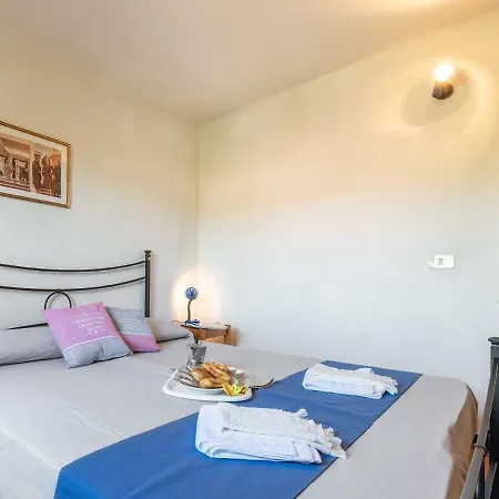 Locazione Turistica Bilo Caraibi 1 *